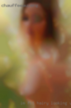 I'm fit hairy looking very sexually nude adventurous.